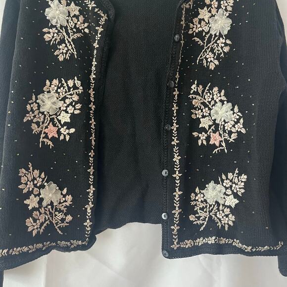 Worthington Black Floral Embroidered Beaded Knit Cardigan Grannycore Retro Sz M - Picture 3 of 10